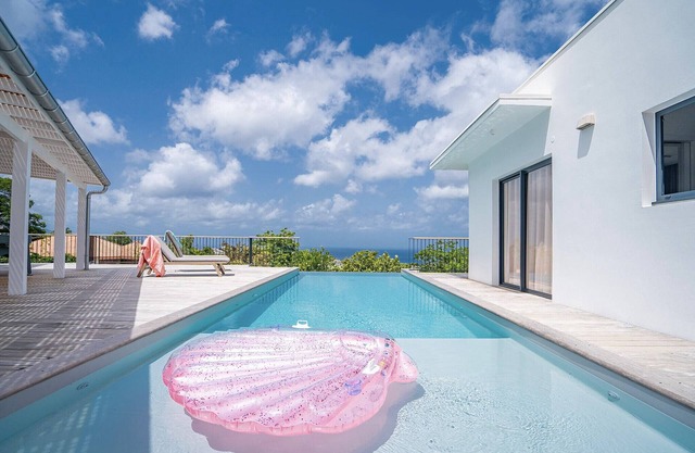 Architect villa with sea view