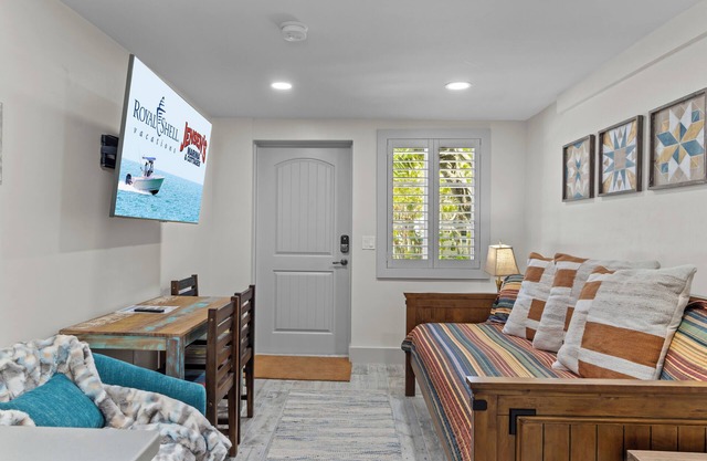 Are you looking for a quaint fishing village in the heart of Captiva Island? - Jensen's Cottage #14