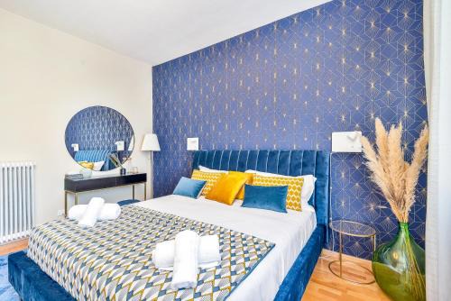 Art Deco' - Sleepwithme - Free Parking - Free Breakfast - Very Friendly Staff