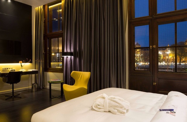art'otel Amsterdam powered by Radisson Hotels