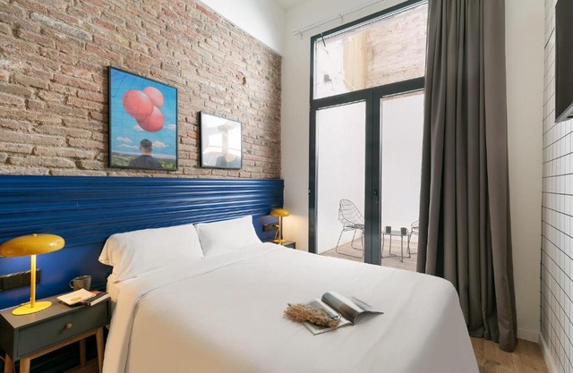 Arte Suites by Olala Homes