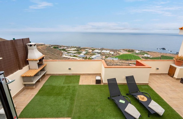 Arucas Casa Marao: great sea Views