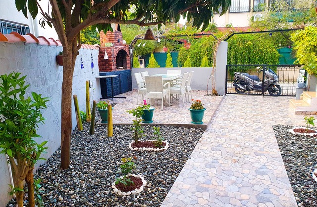 ARYA ROOF HOUSE BEST LOCATION OF CITY