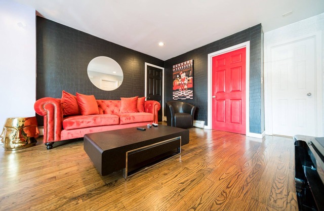 Ashescove! Only 5 min from JFK airport