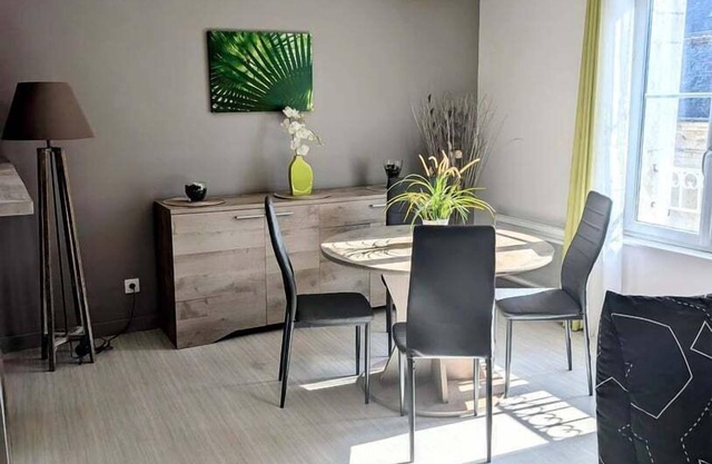 At the foot of the Cordeliers gate