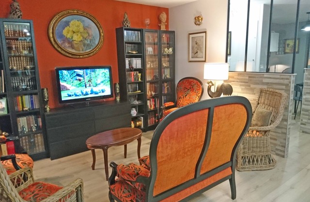 At the heart of the city, at the center of history, in an 18th-century residence