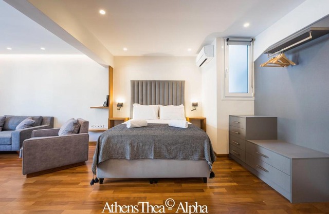 AthensThea Luxury Penthouse Apt in Omonia 115sq.m.