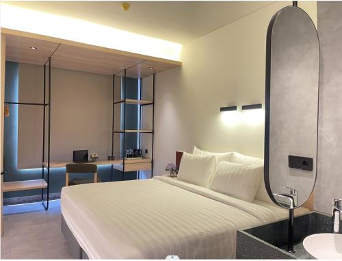 ATOOI Hotel Alam Sutera