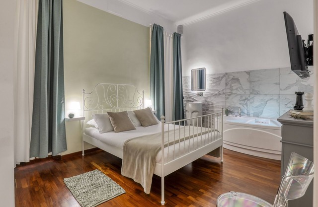 ATRHOME- Frattina Luxury