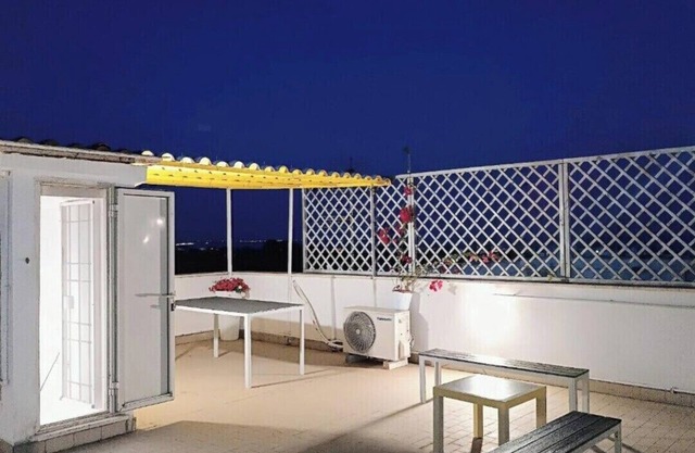Attico con Terrazza Vista Mare Full Optional