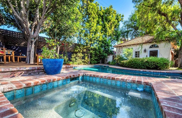 Attn World Series! Villa Victoria Guesthouse LaFayette Sq