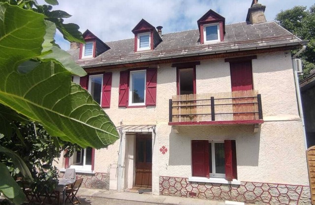 Au Cœur des Pyrénées, Maison Plein Soleil Jusqu'à 11 Personnes !