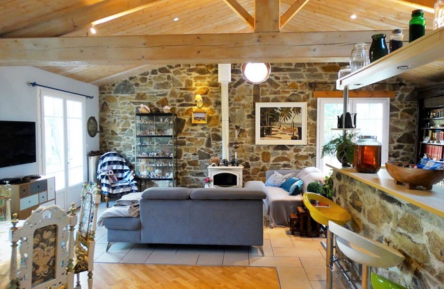 Au Calme de la Campagne, Grande Propriété de 1800 m² Avec Piscine