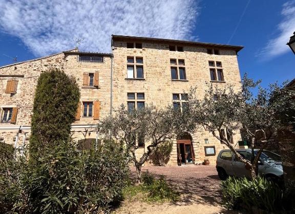 auberge des trois ami-es
