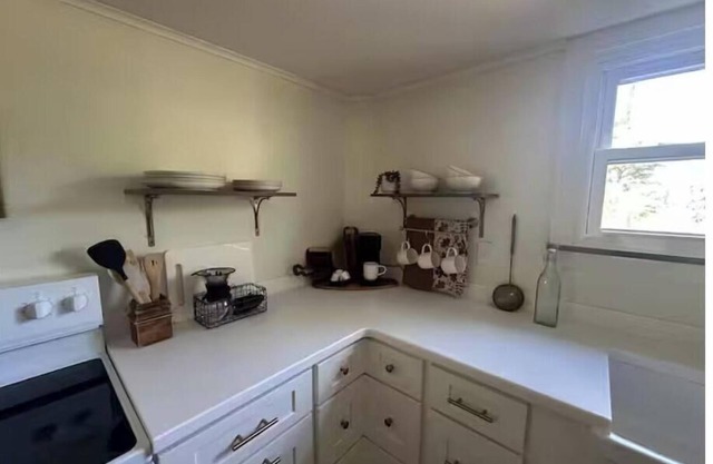 Aunt June’s Farmhouse