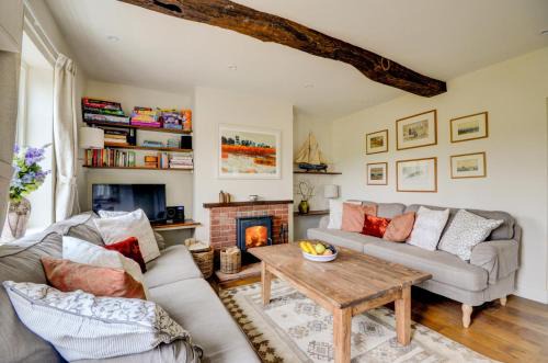 Aurora Cottage