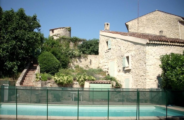 Authentic Provencal dovecote sleeps 5