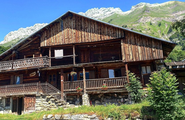 Authentic 19th century chalet