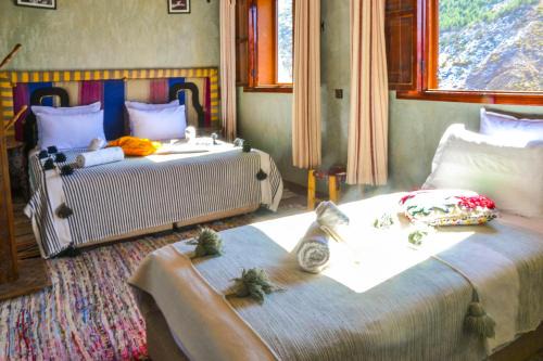 Authentic and pittoresque room for 3 people in Tamatert, Morocco num1