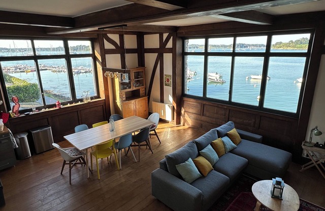 Authentique Repère Avec vue Imprenable sur la mer