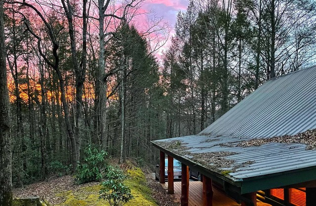 🍂 Autumn Paradise 🌄 Outdoor Fireplace 🔥 Hot Tub