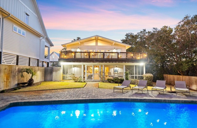 Available for Autumn Stays! Private Pool! 5 Adult Bikes! 30A Beaches!