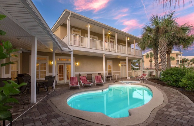 Avalon - Miramar Beach! Gulf Views! Private & Community Pool! Tennis Courts!