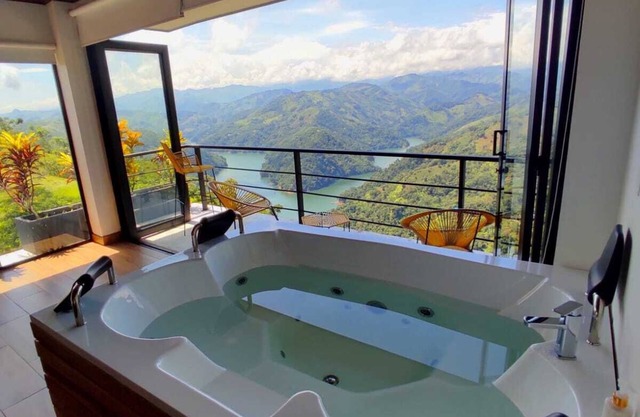 Avaní Boutique Hotel