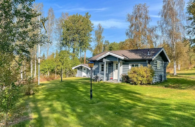 Awesome home in årjäng with house a panoramic view