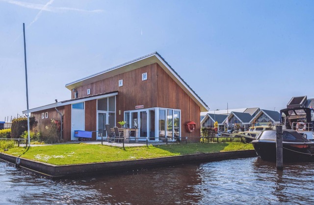 Awesome home in Uitgeest with WiFi