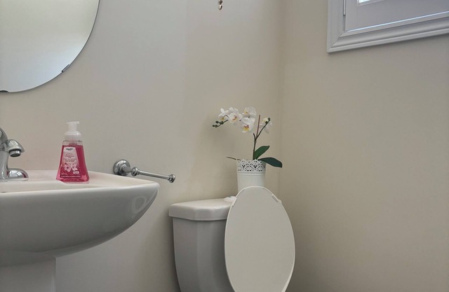 Awesome Specious Detached 4-bedroom house in Richmond Hill
