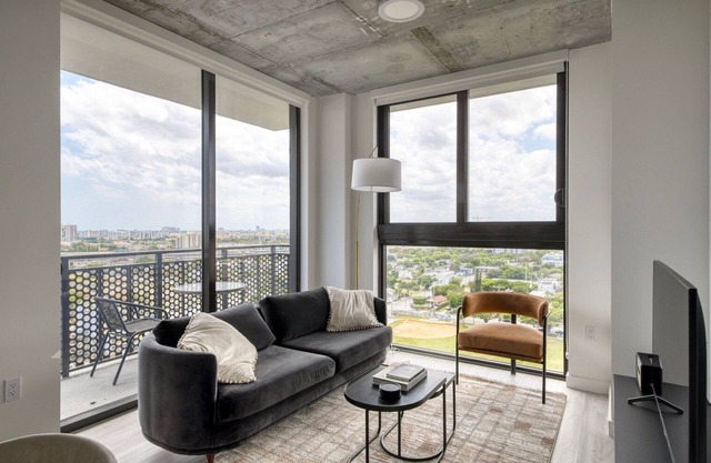 Awesome Wynwood 2BR w/Gym & Roof Pool, nr Midtown, by Blueground