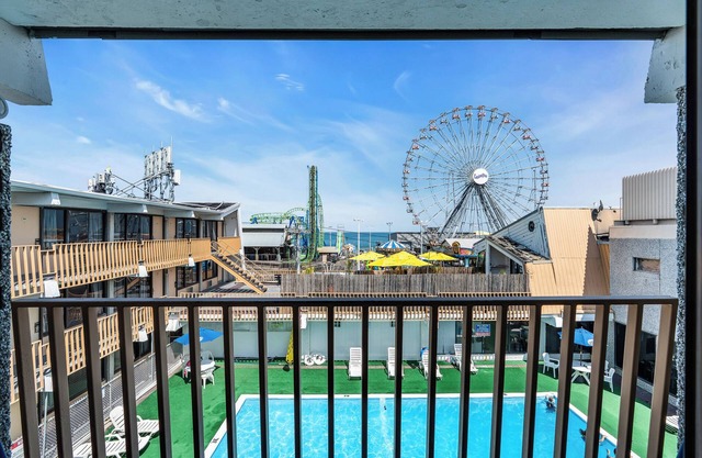 Aztec Ocean Resort