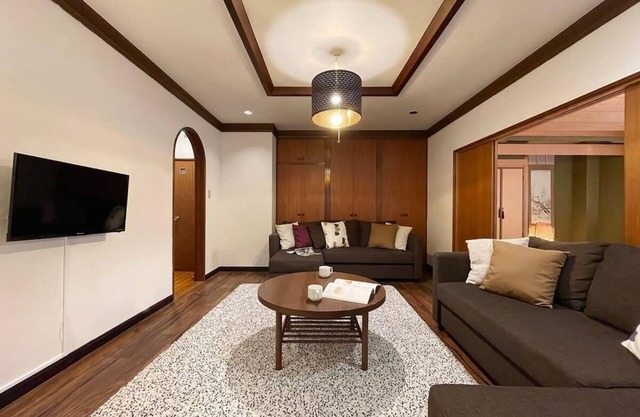 b hotel KANIWASOU Minute walk from Miyajima Pier for 11ppl