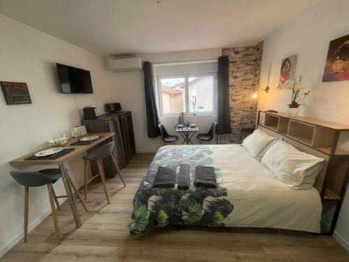 BACH studio BALNEO au calme parking gratuit