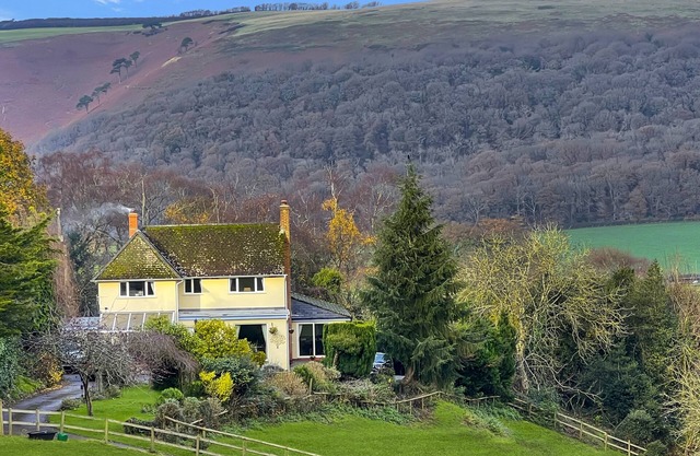 Backwoods Annexe Tranquil Escape on the Edge of Minehead