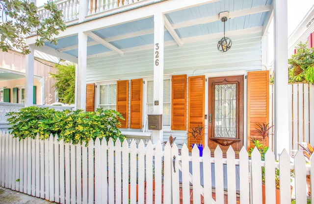 Bahari House | Key West Home w/Balcony, & Steps to Ocean & Bars