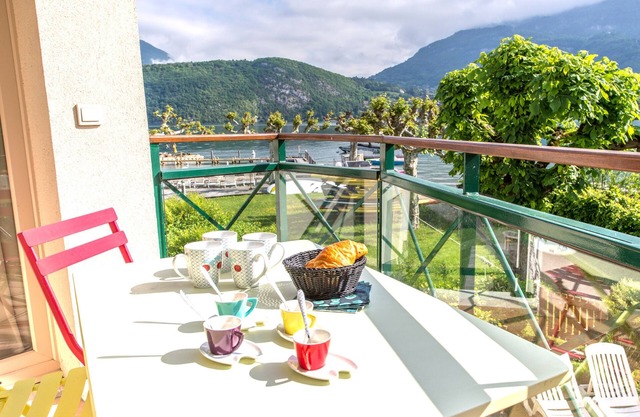 BAIE DES VOILES - #102 Vue lac & Chateau 1 chambre