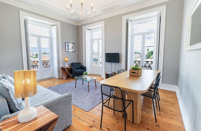 Bairro Alto w/View up to 20guests by Central Hill