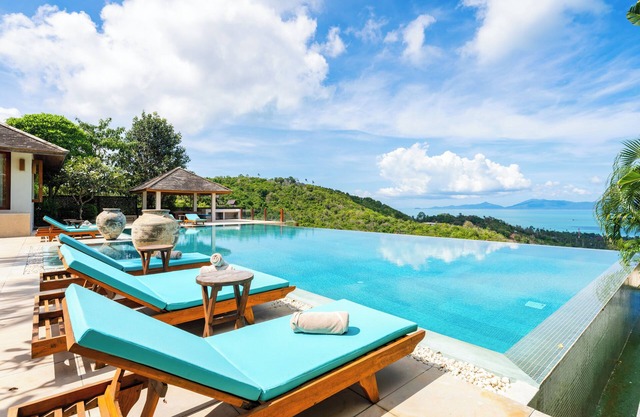 Ban Reemo Luxury Villa