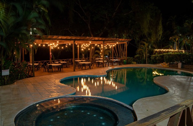 Banana Palms Hotel