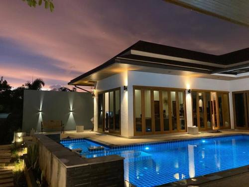Banburi Villa - 5 Bedroom Private Pool Villa