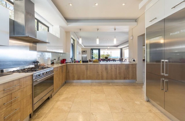 Bantry Retreat luxury guest house, King Suite