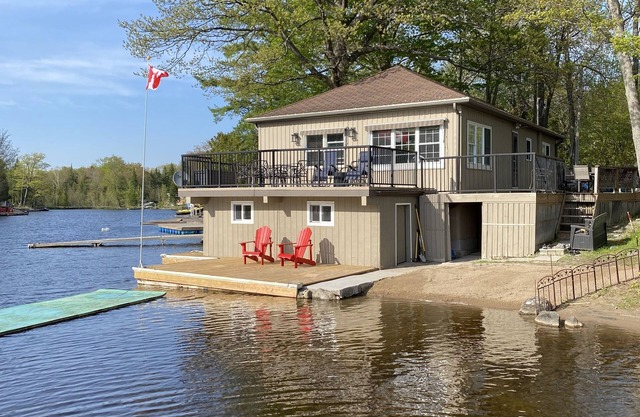 Barefoot Beach on Pigeon Lake