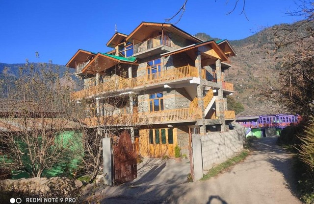 Barpa cottage manali