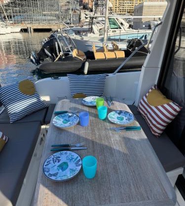 Bateau familial - Port de Monaco