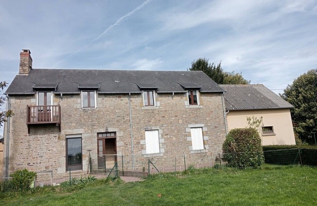 BAY of Mt St Michel, near Avranches Cottage 5 people