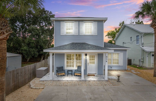 Beach Access-Private HEATED Pool-Backyard Oasis