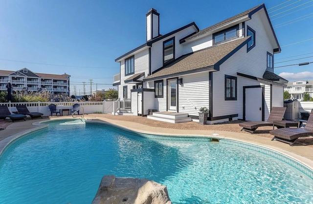 Beach block with Private, Heated Pool!