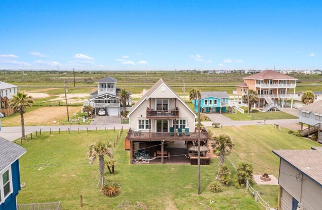 Beach Front | Hot Tub | Sleeps 14 | Newly Updated